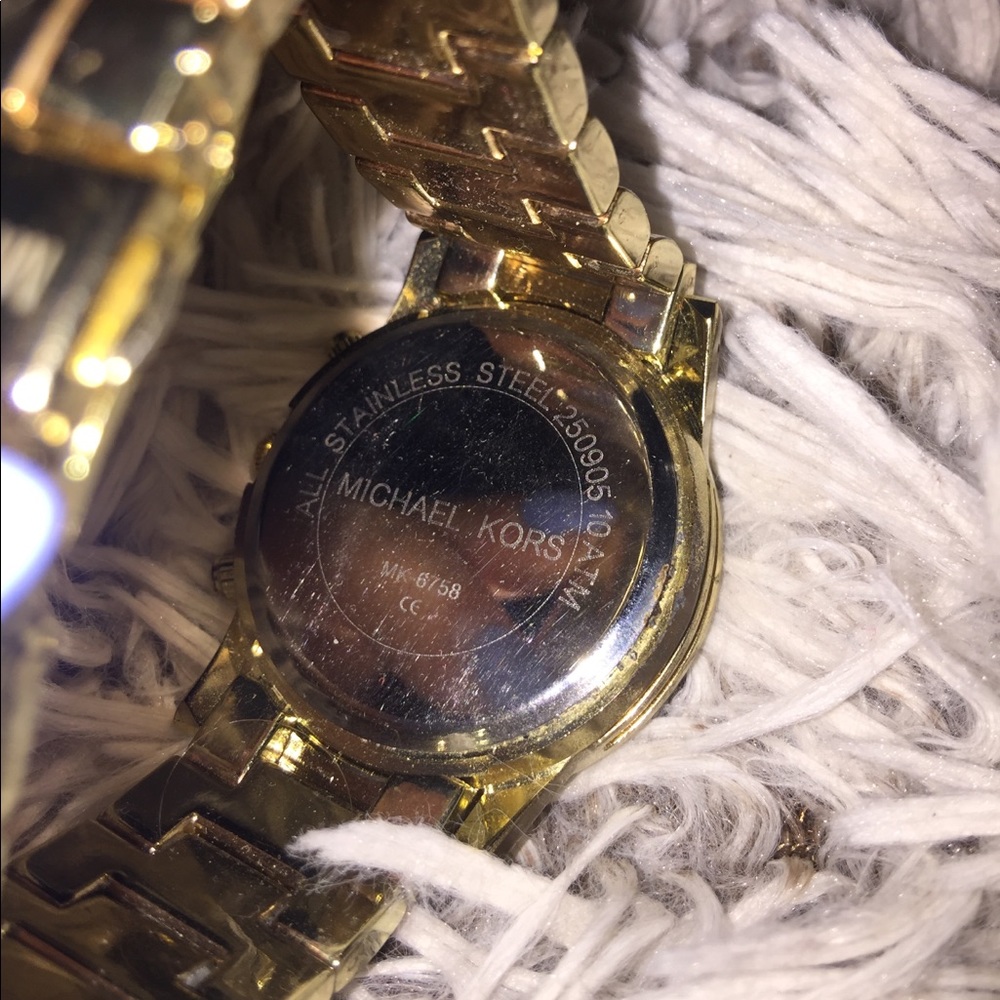 Michael Kors Watch - Picture 2 of 8
